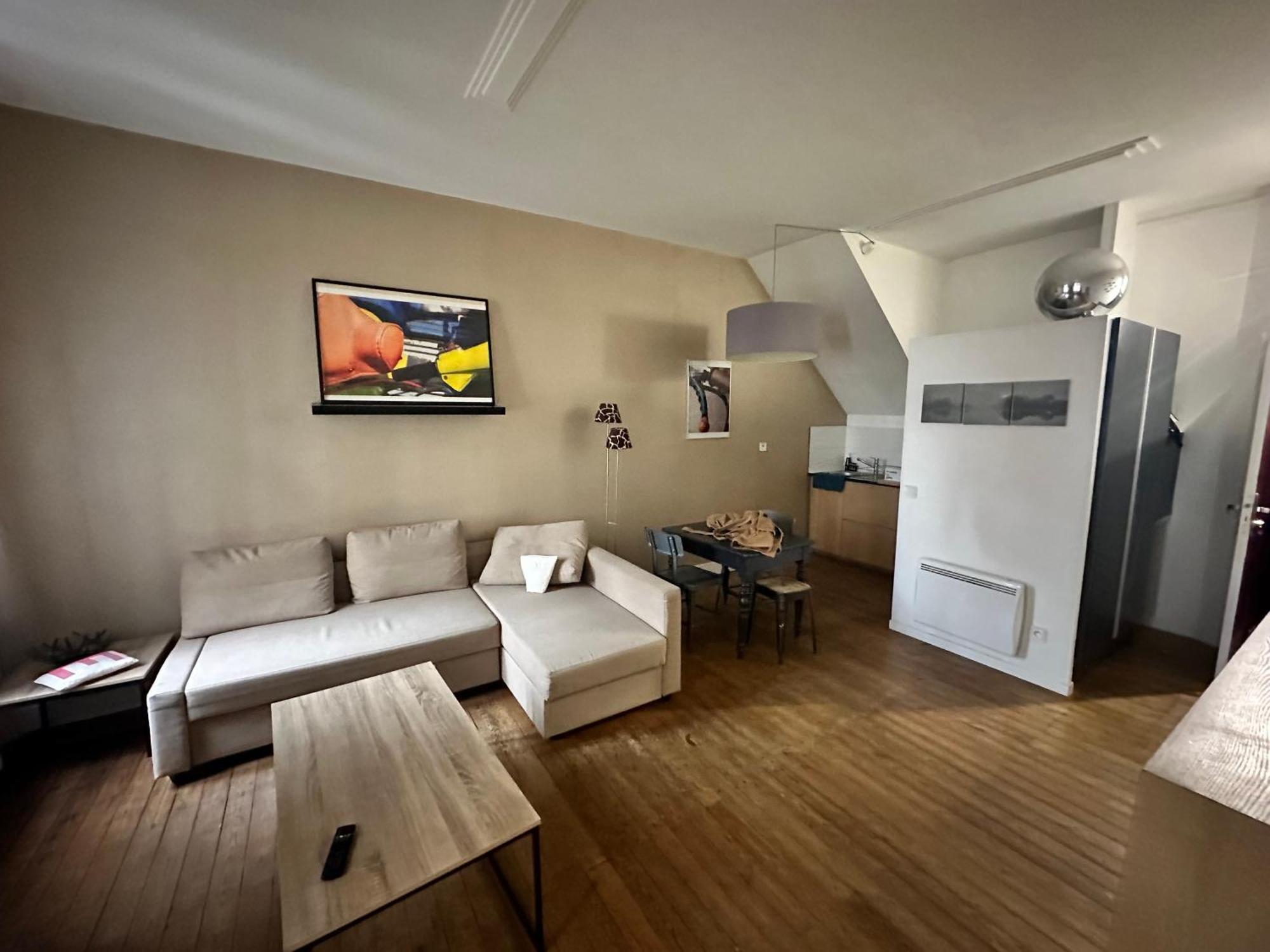 Standing Apartment T2 Near The Train Station And Тур Екстер'єр фото