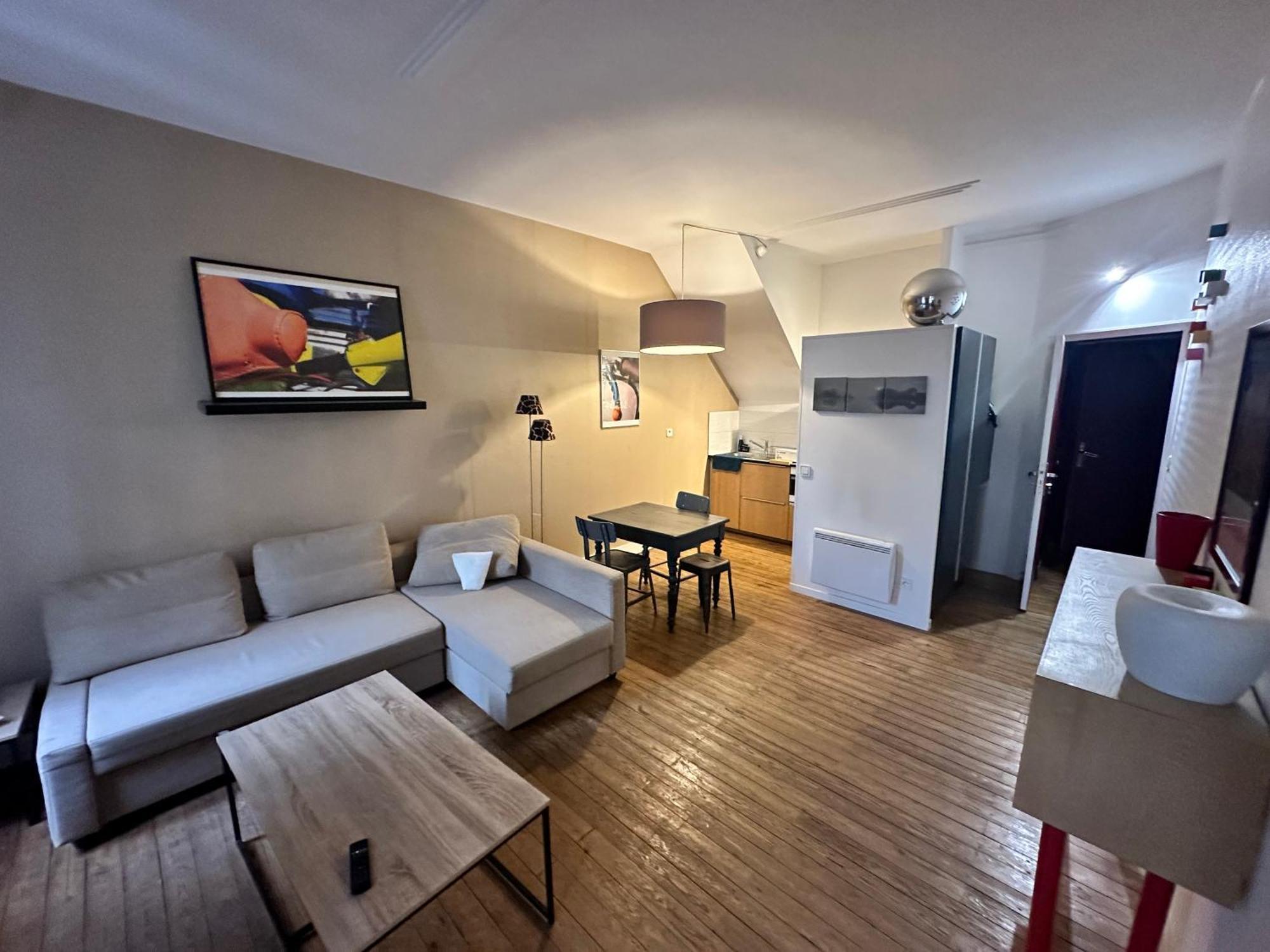Standing Apartment T2 Near The Train Station And Тур Екстер'єр фото